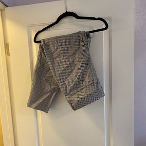 Old Navy Pixie Mid-rise